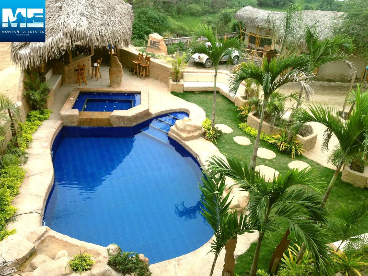 ME Hotel in Montañita Estates