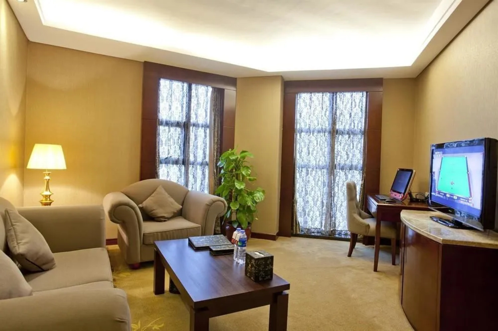 Changsha Xingwei Huatian Hotel