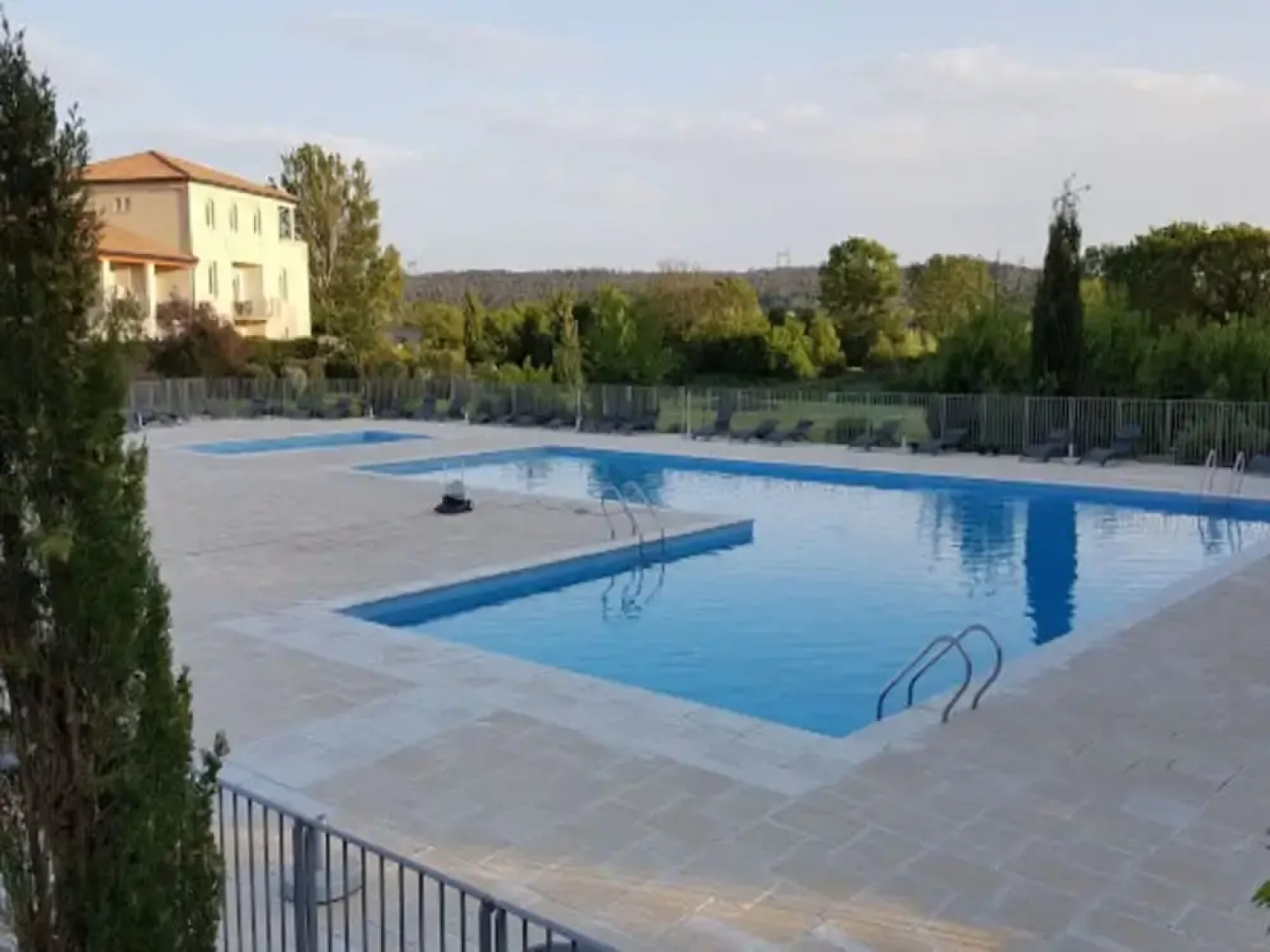 Apartment in Azille Near Lac de Jouarres