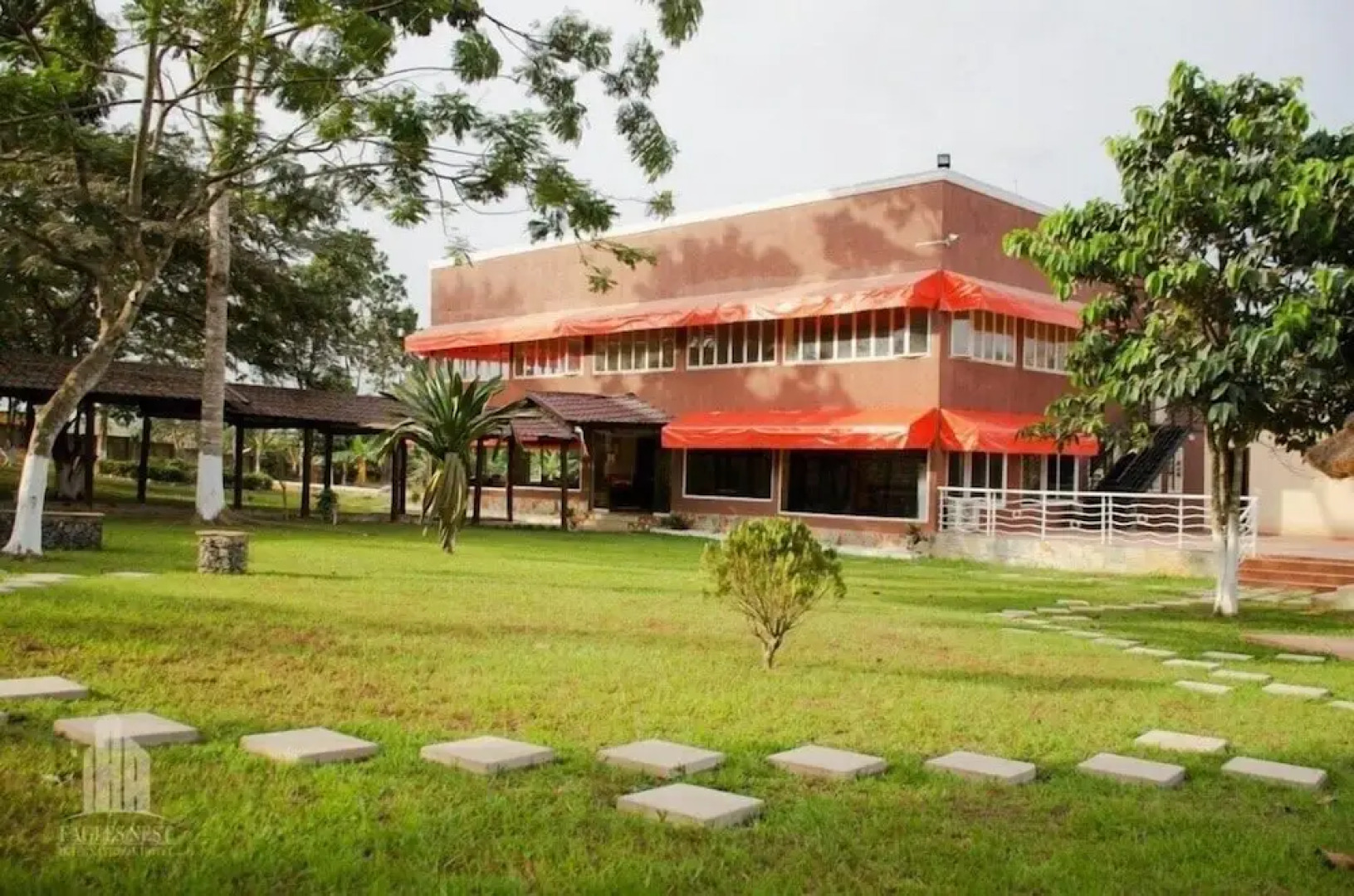 Eagles Nest In. Hotel