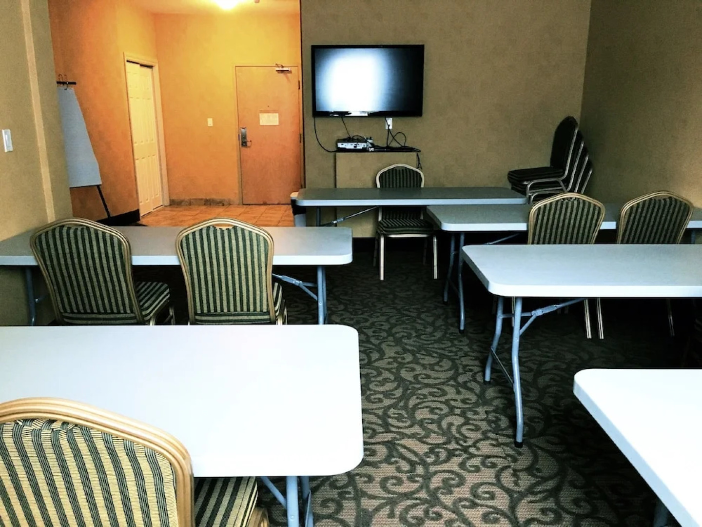 Trend Mountain Hotel & Conference Centre