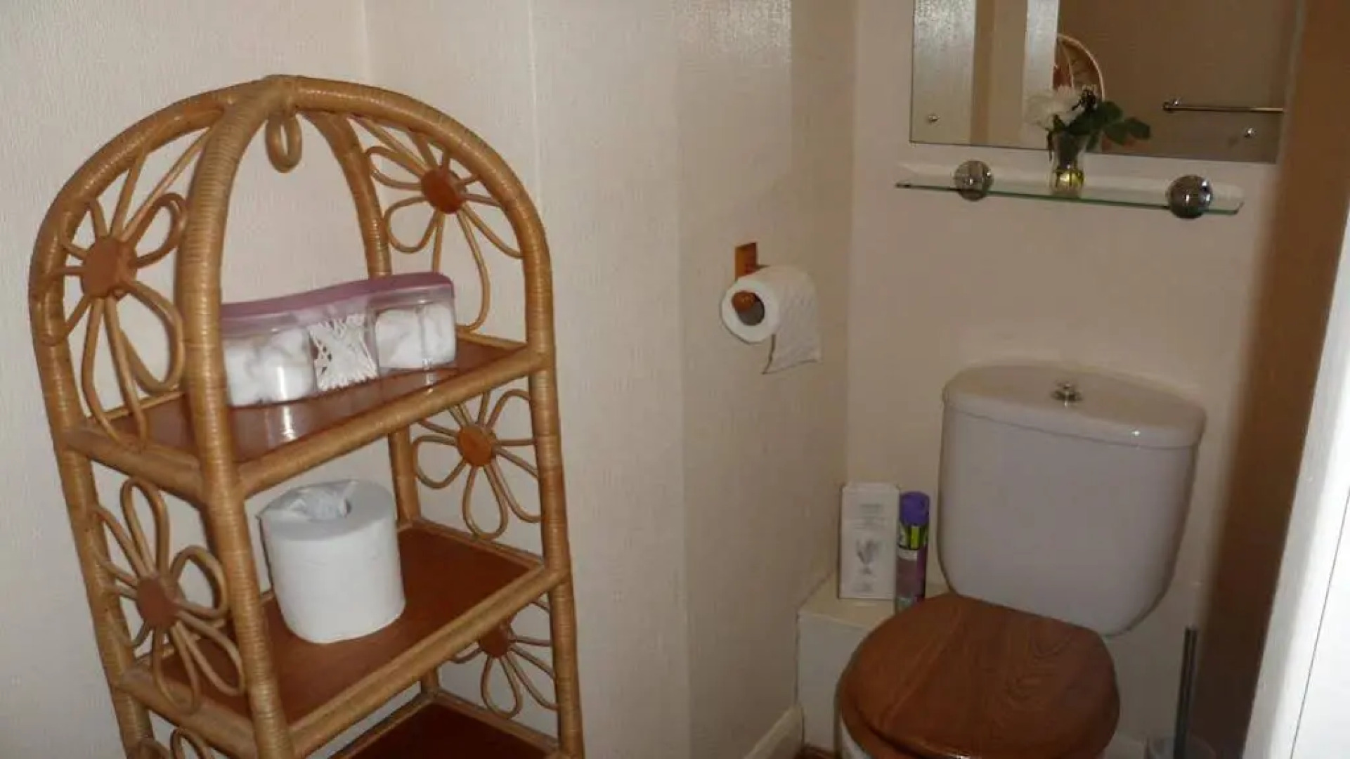 Tudorwood Guest House