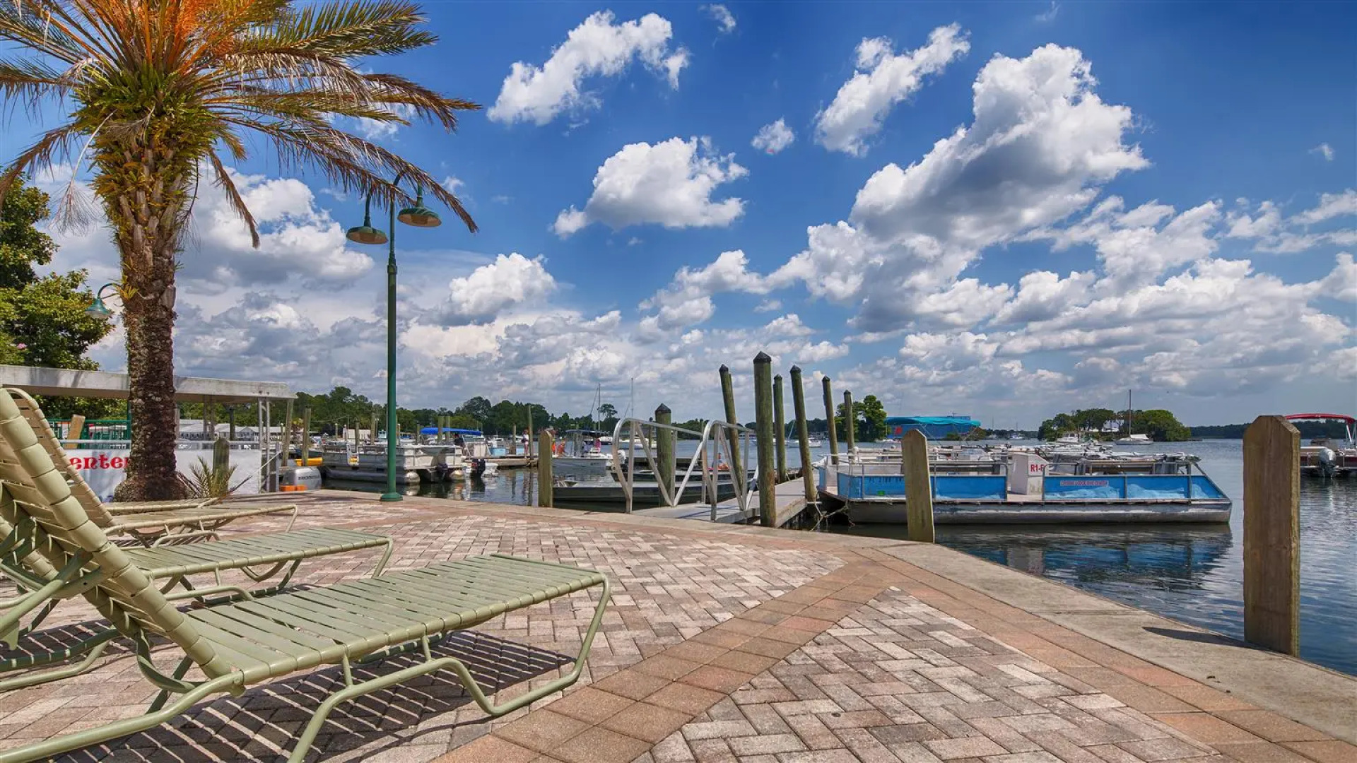 PaddleTail Waterfront Lodge, Trademark Collection by Wyndham