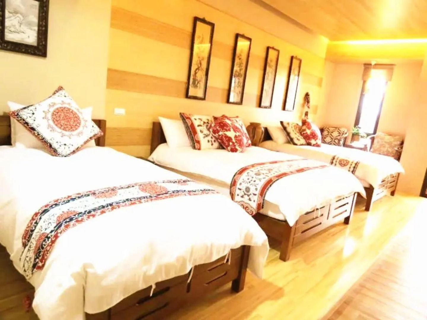 Qi Hua Zhen Ju Homestay