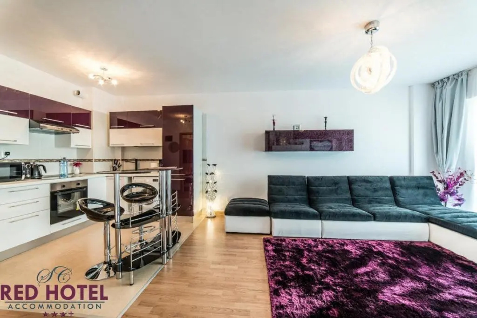 Red Hotel Accommodation