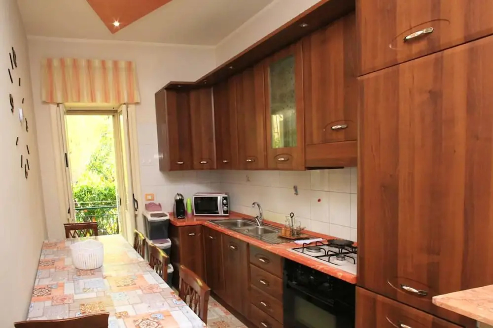 House With 2 Bedrooms In Casola Di Napoli