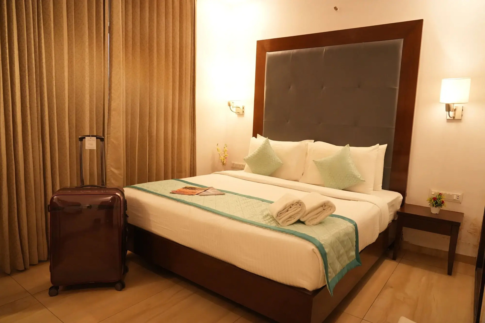 Hotel Clarks Collection Bhavnagar