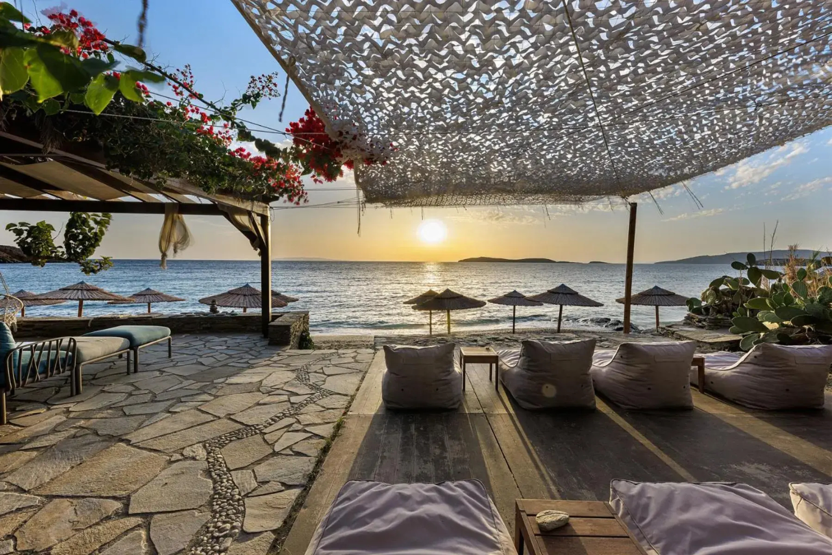 Aneroussa Beach Hotel