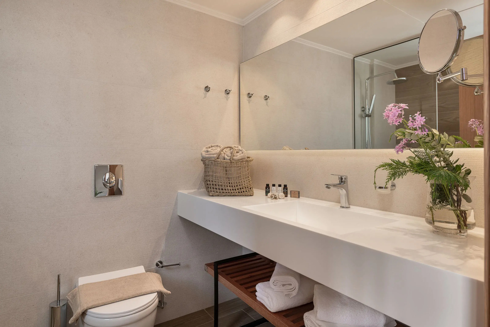 Mossa Well Being Hotel with heated pool & spa facilities