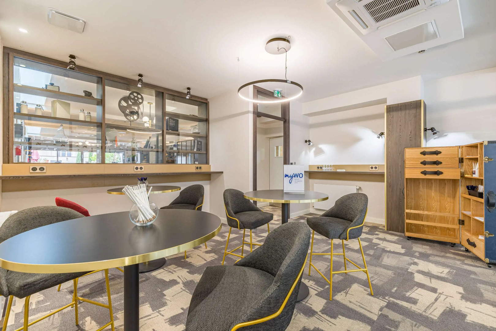 Best Western Plus L'artist Hotel