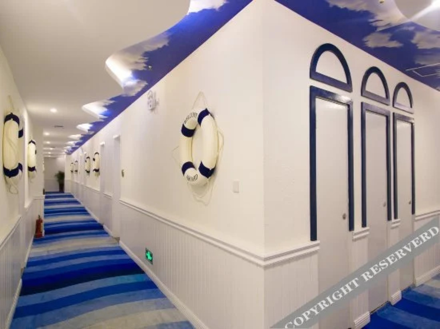 Pinhe Theme Hotel Jiujiang Dizhonghai