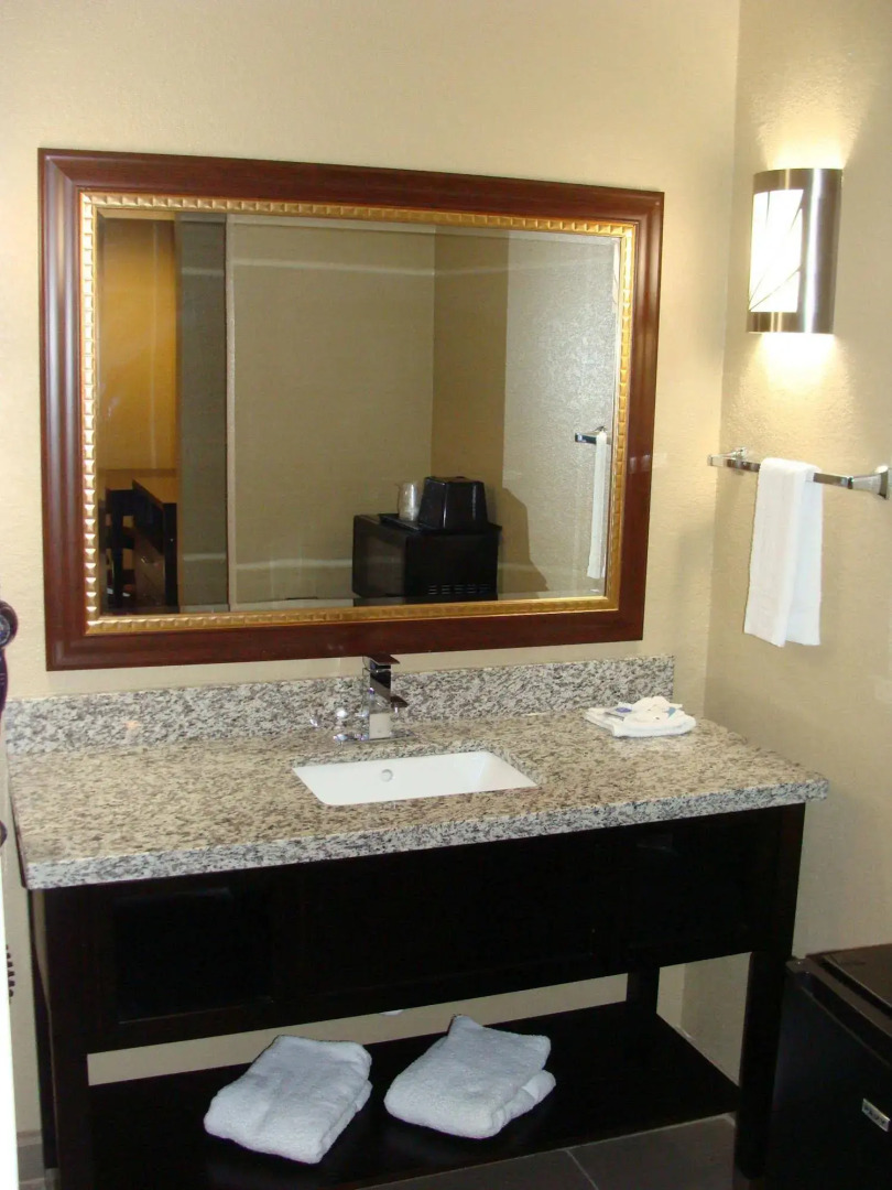 West Worth Inn and Suites