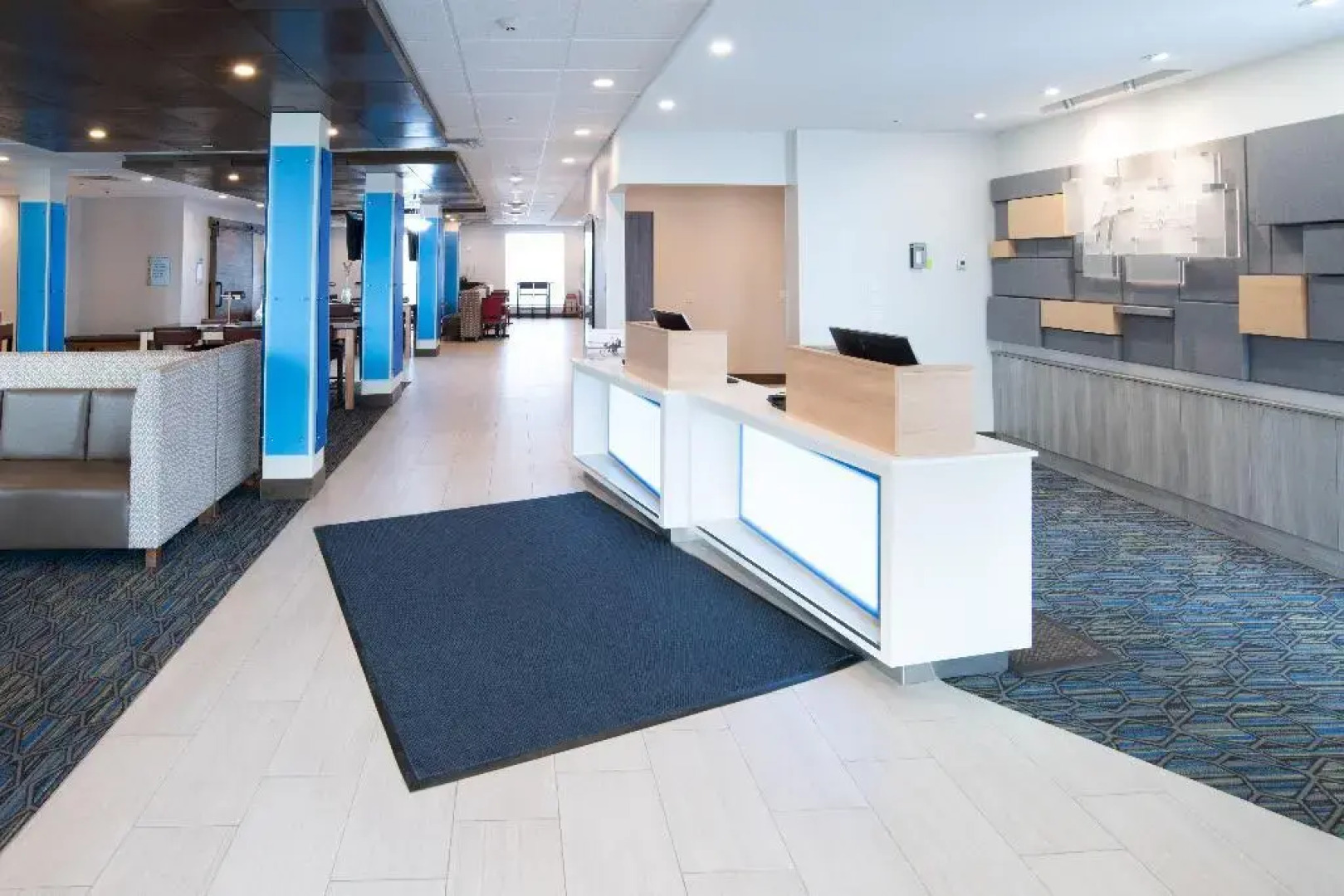 Holiday Inn Express & Suites North Battleford by IHG