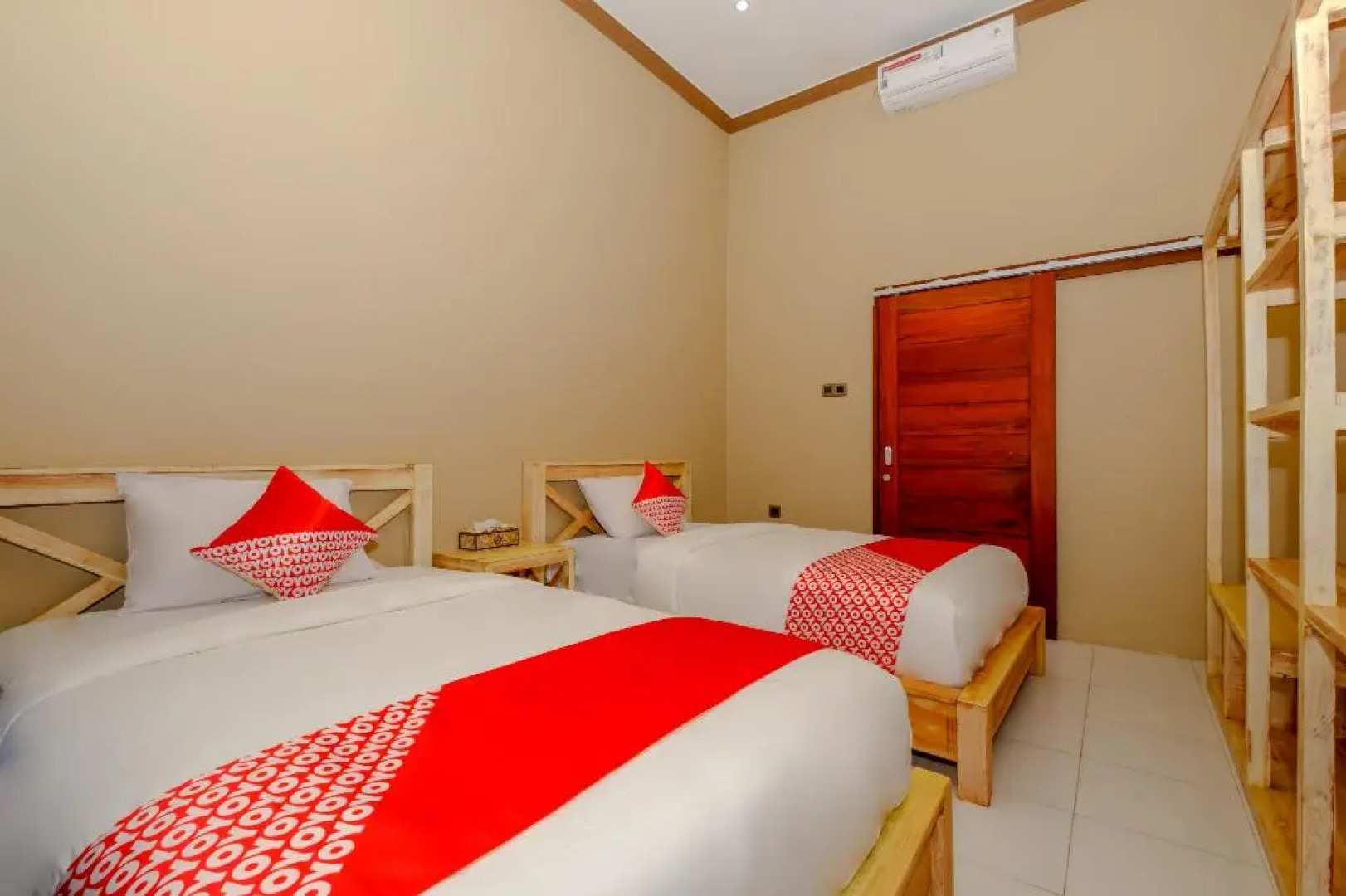 Oyo 2823 Artati Bungalows And Restaurant