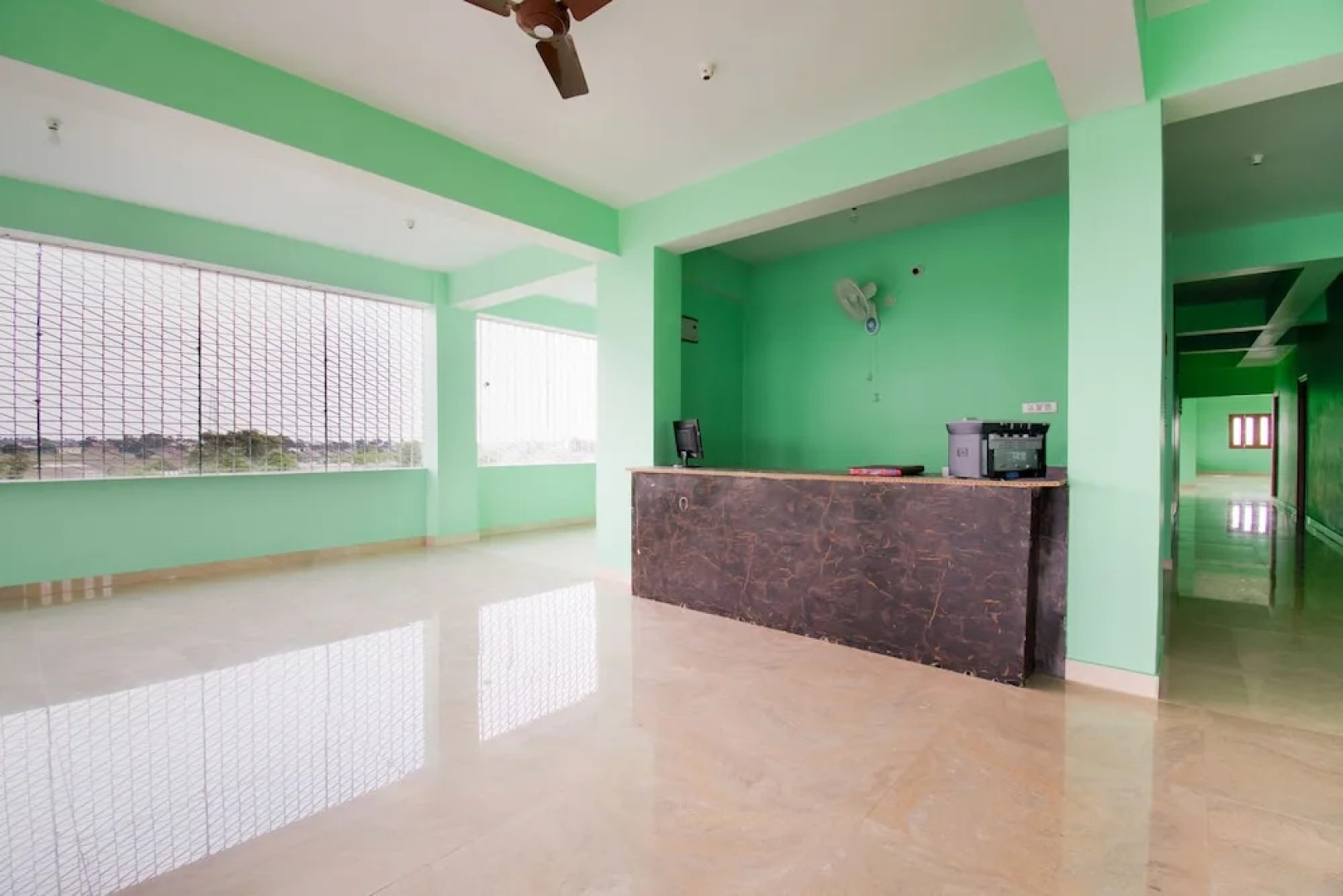 SPOT ON 46370 Green Highway