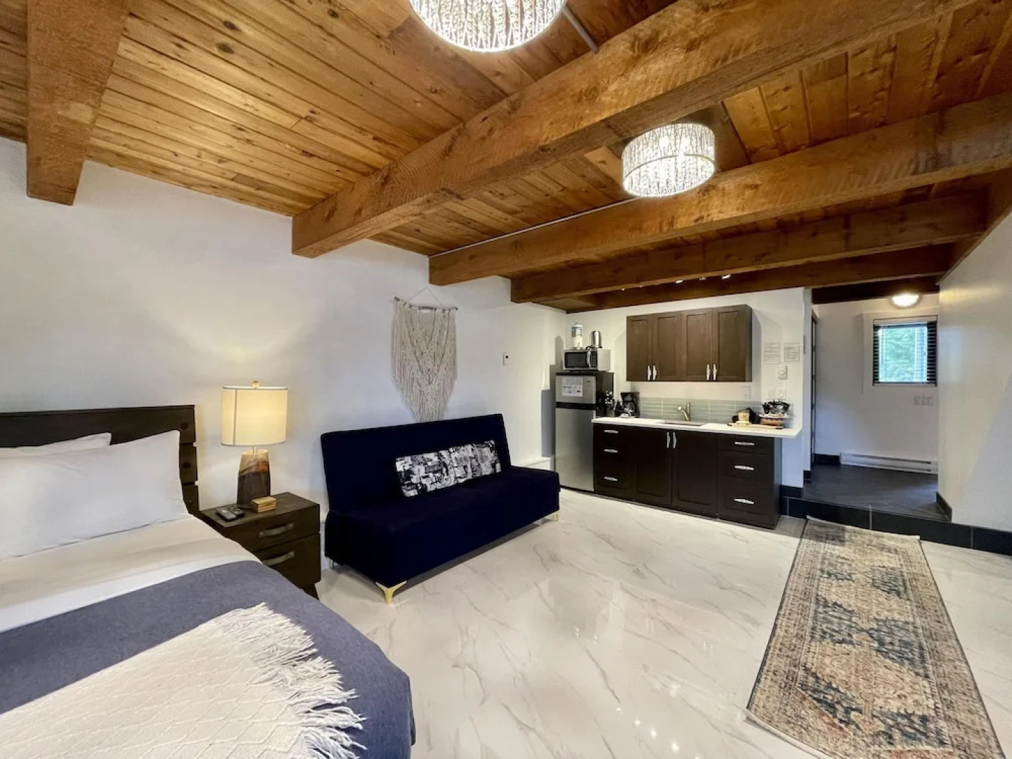 Little Bear Garden View Jean Marie Suite