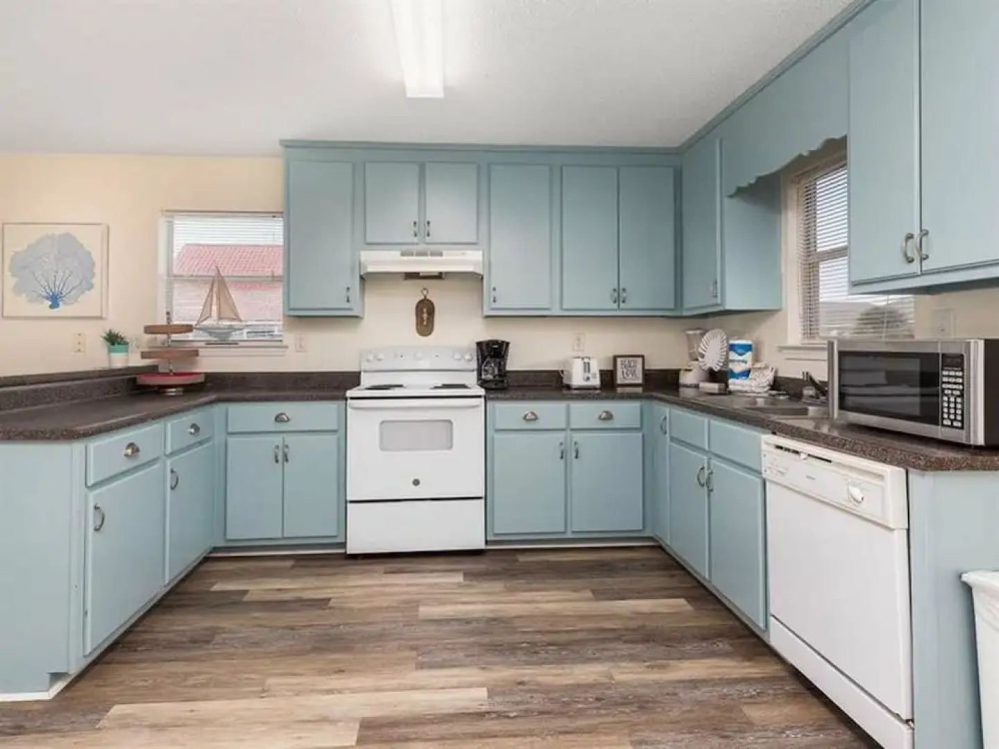 Sand Days West by Meyer Vacation Rentals