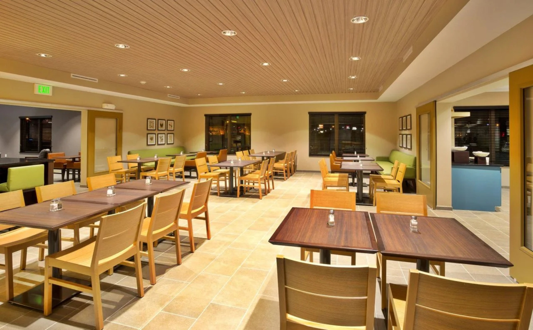 Country Inn & Suites by Radisson, Clarksville, TN