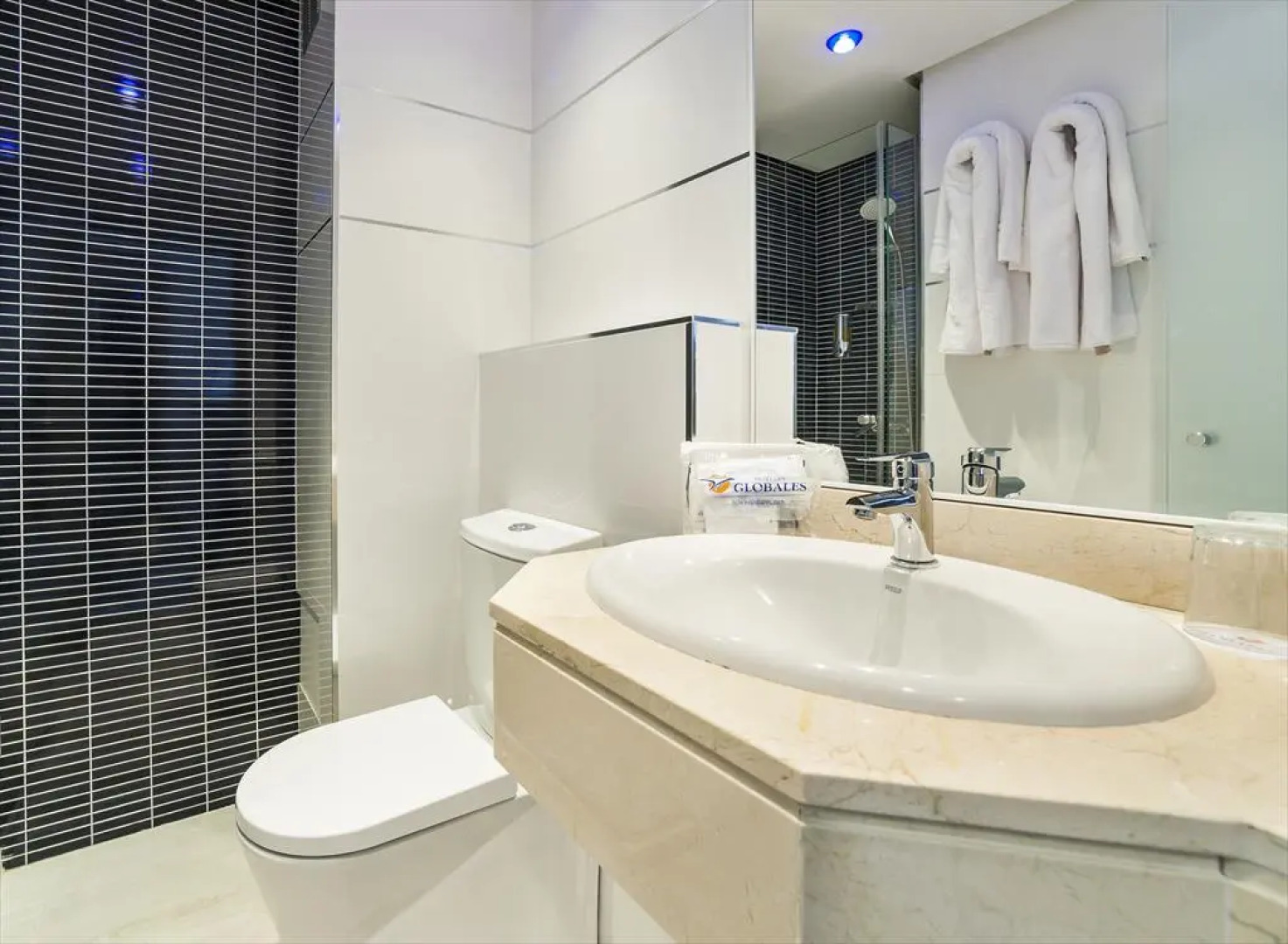 Apartamentos Globales Lord Nelson