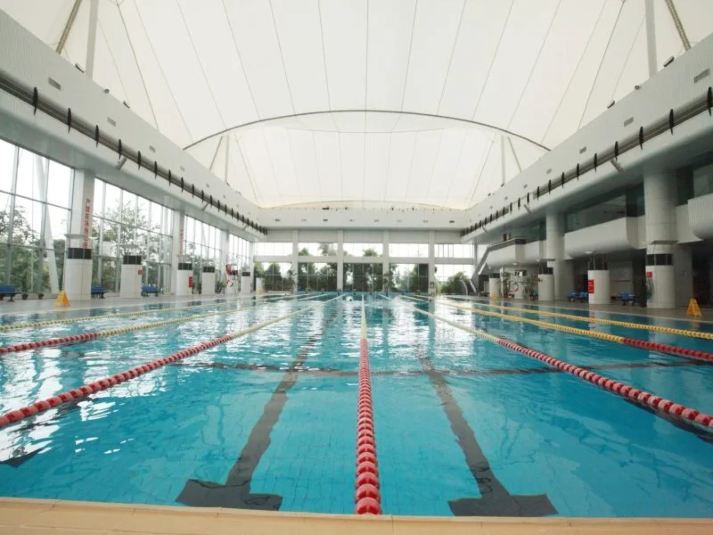 Kunming Lake View Hotel