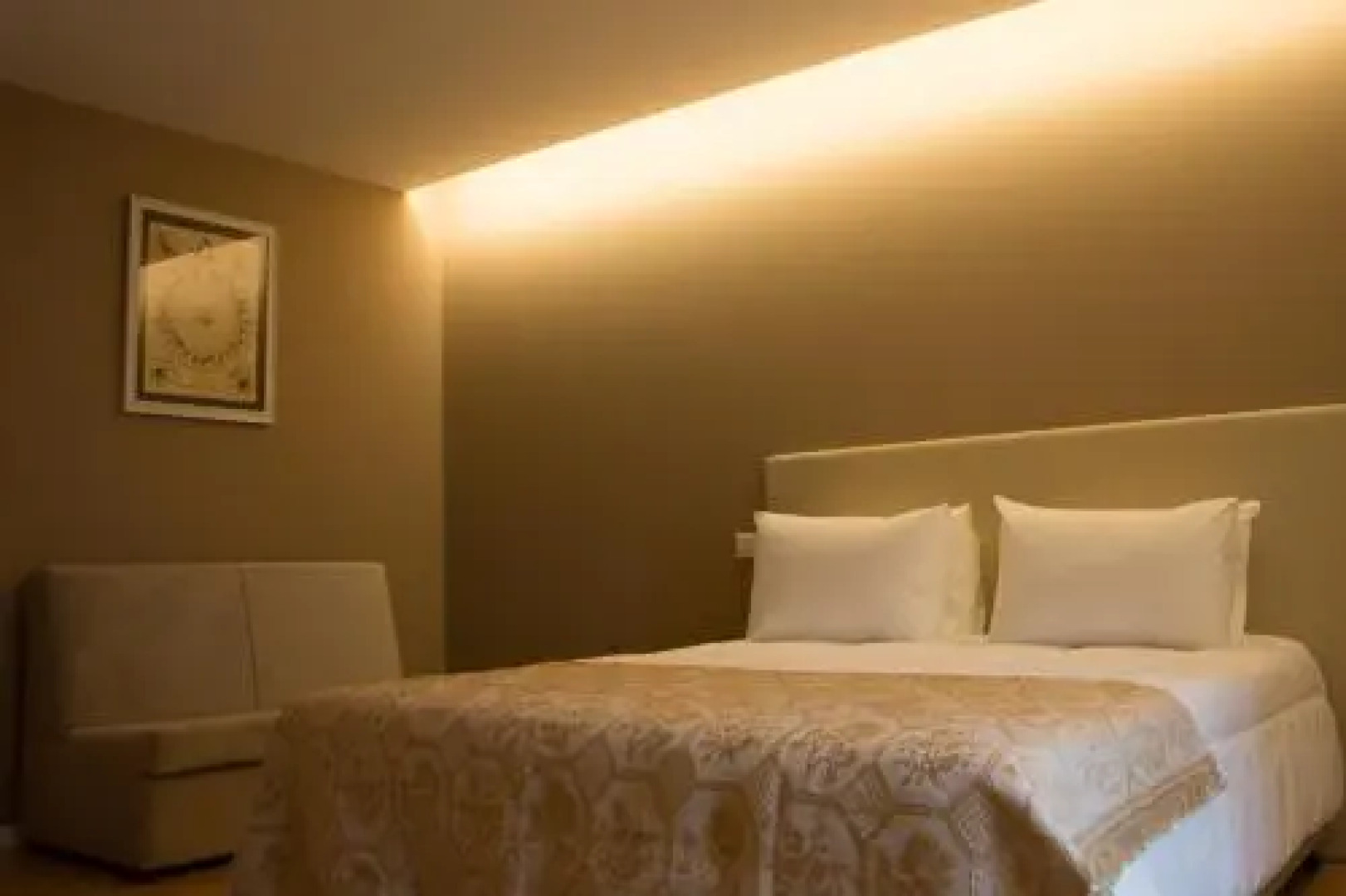 Feira Hostel & Suites