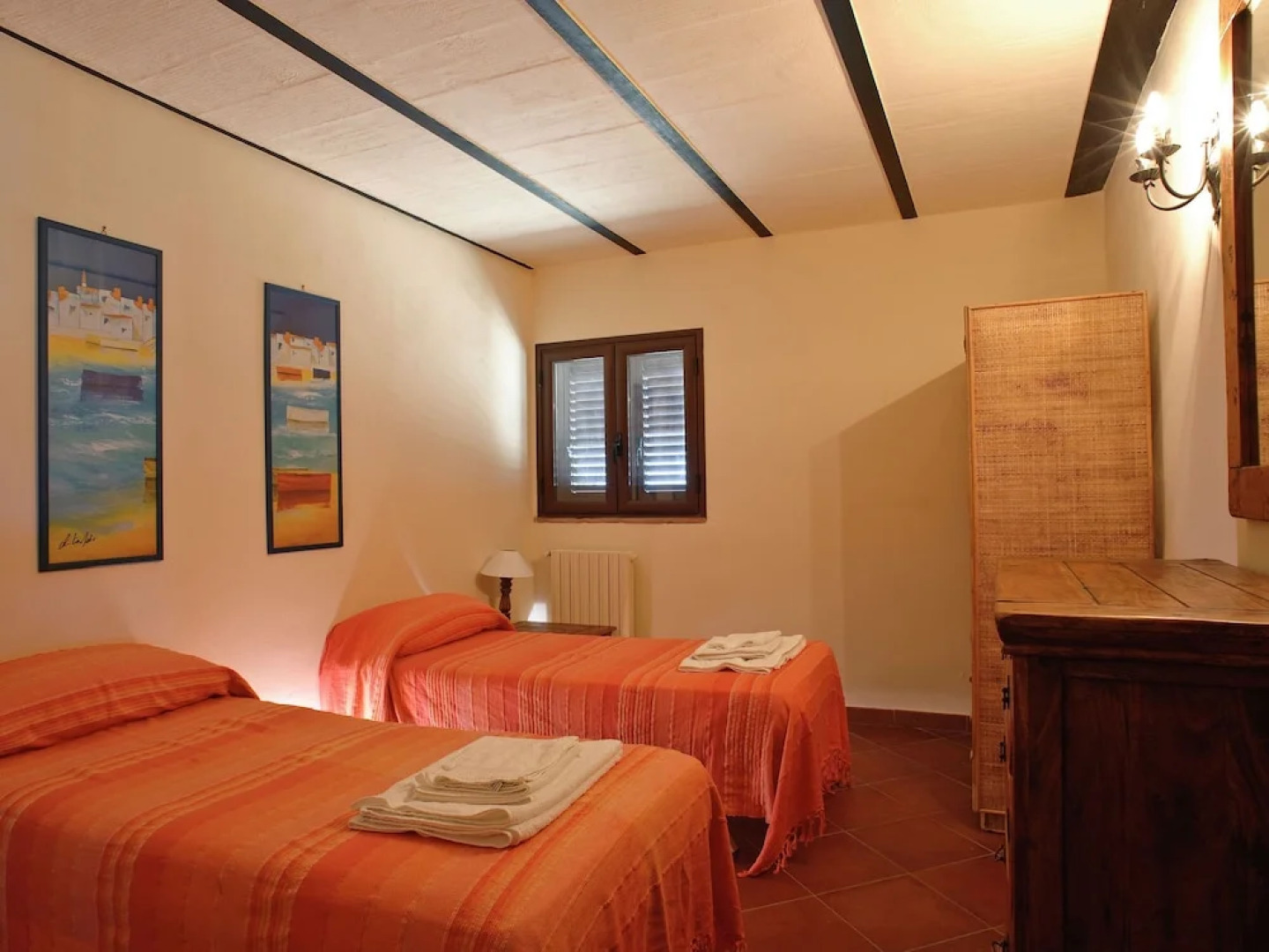 Sea Swimming Pool Garden Horse-riding Barbecue Terrace