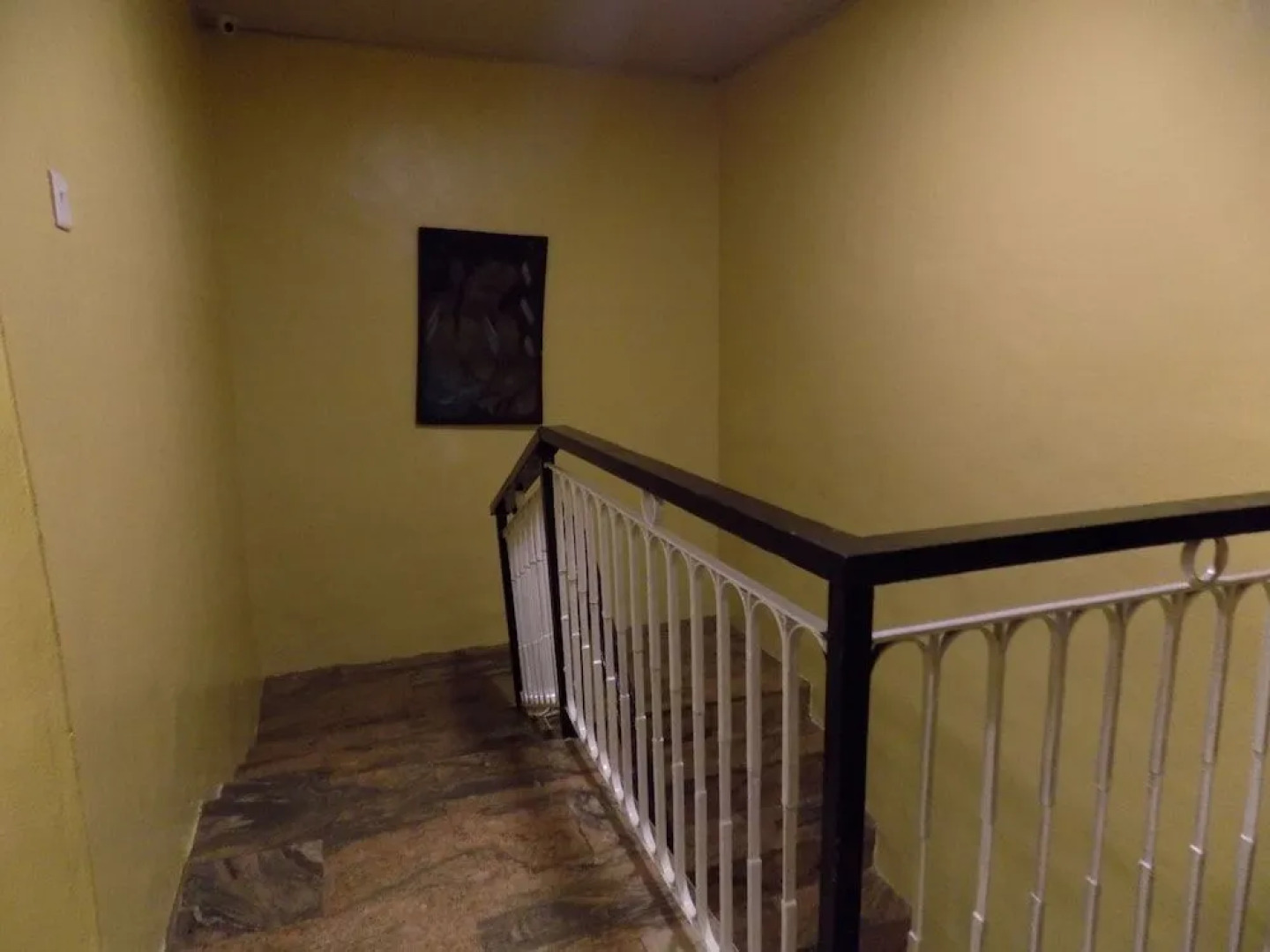 Posh Apartments and Hotel