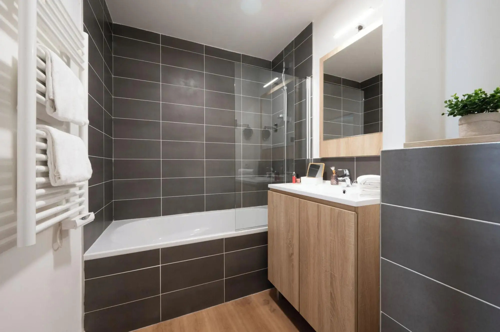 Nemea Appart`Hotel Riviera Nice Aeroport