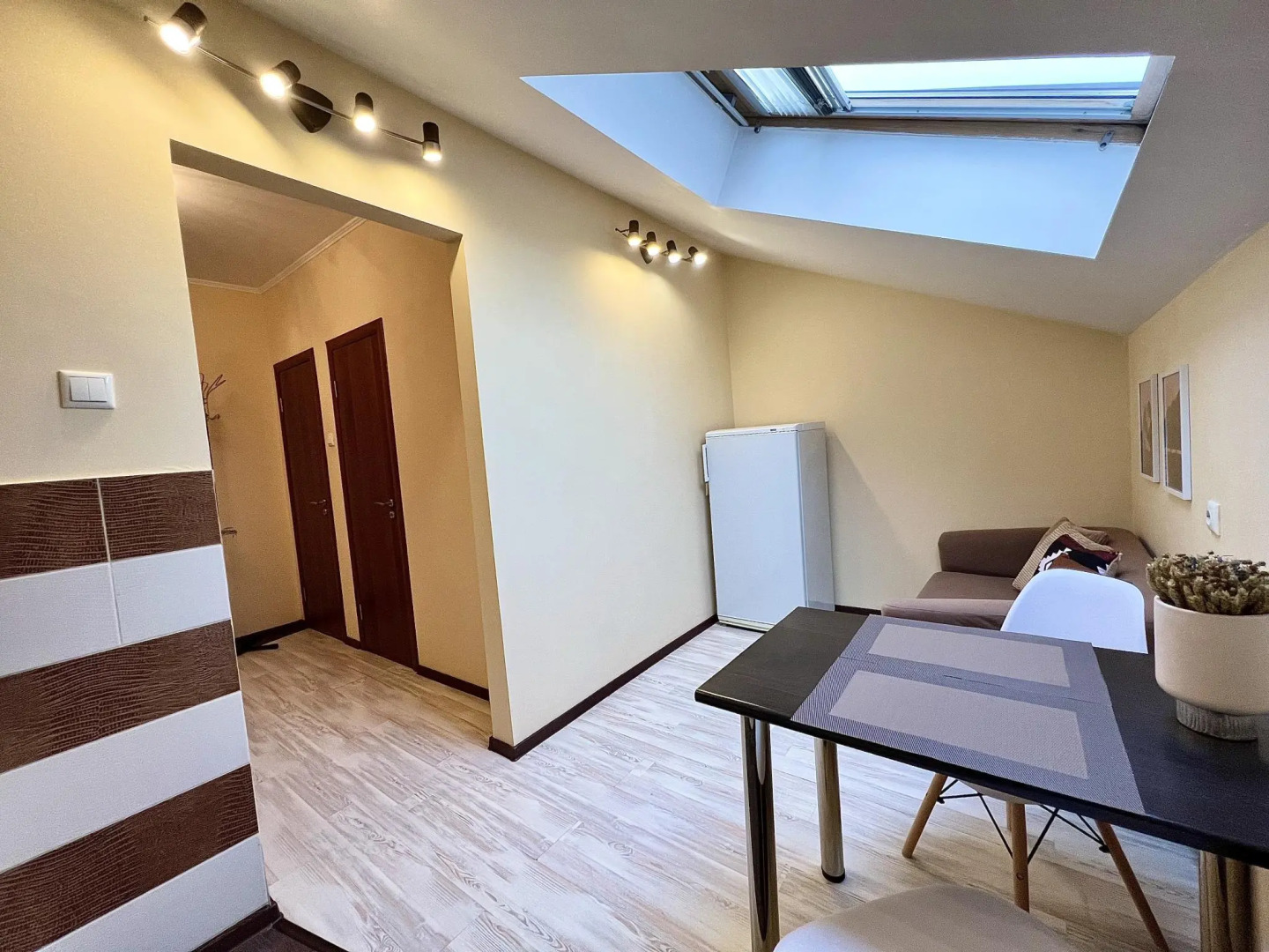 Rental Family Rooms (Рентал Фэмили) на улице 25 Октября