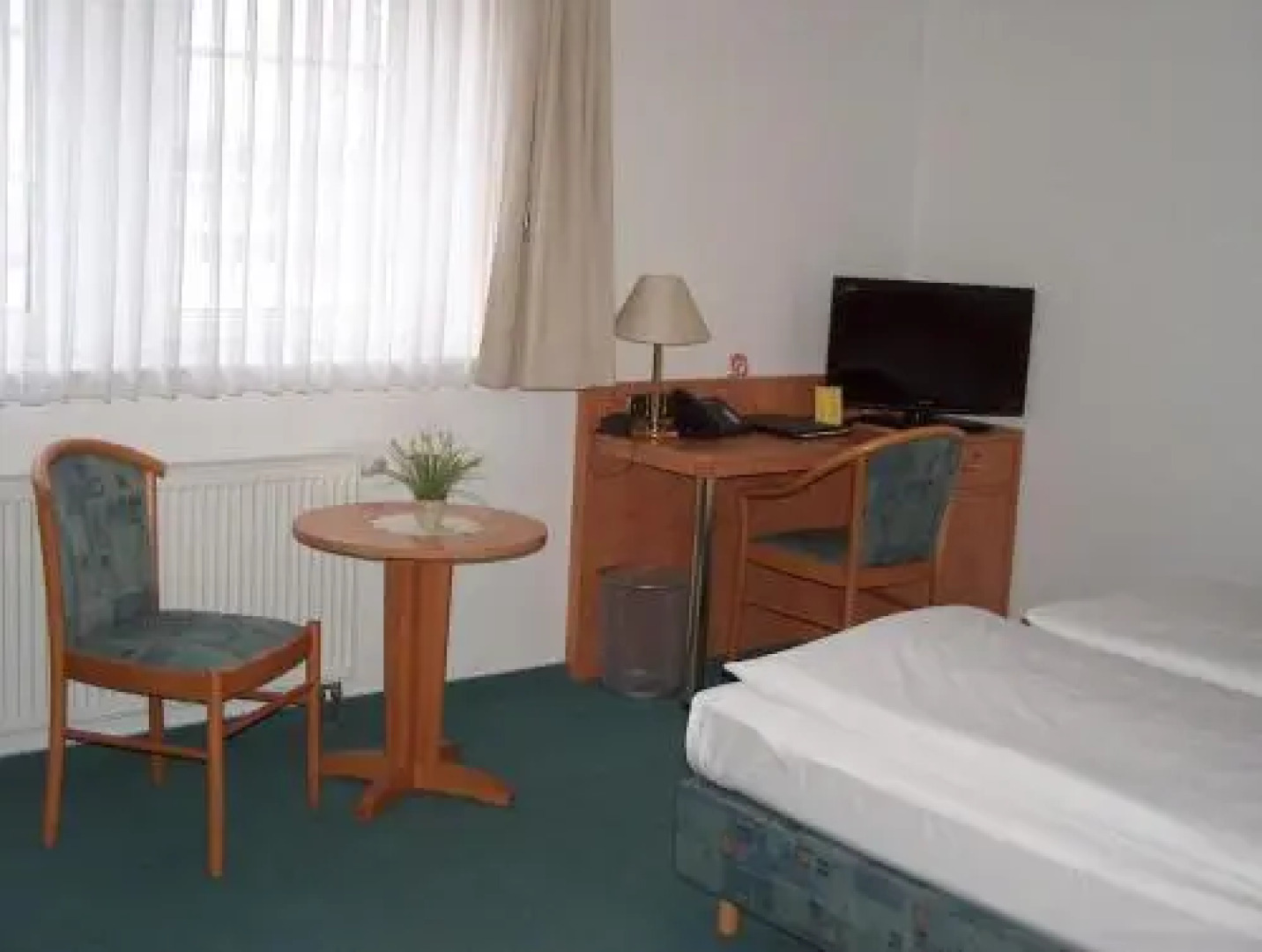 Alter Dorfkrug Am Kanal