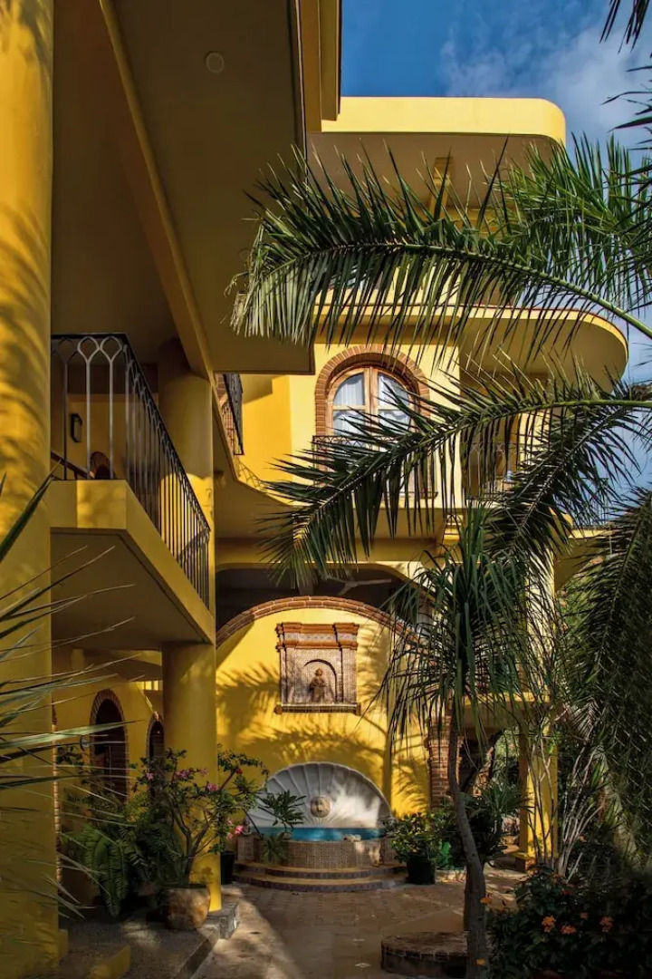 Hotel Suites La Hacienda