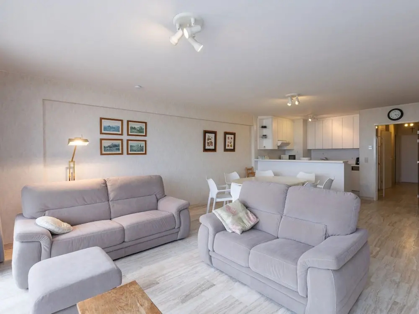 Charming Apartment With sea View