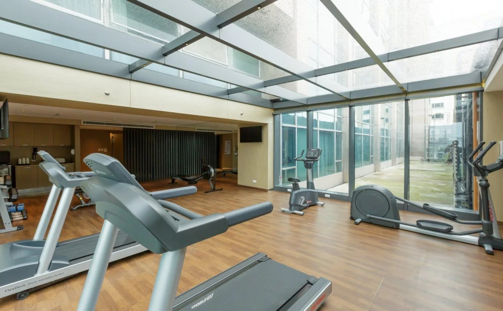 Holiday Inn Express Manila Newport City