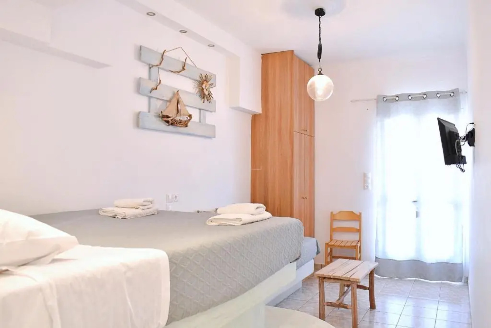 Tzamaros Studios Kythnos