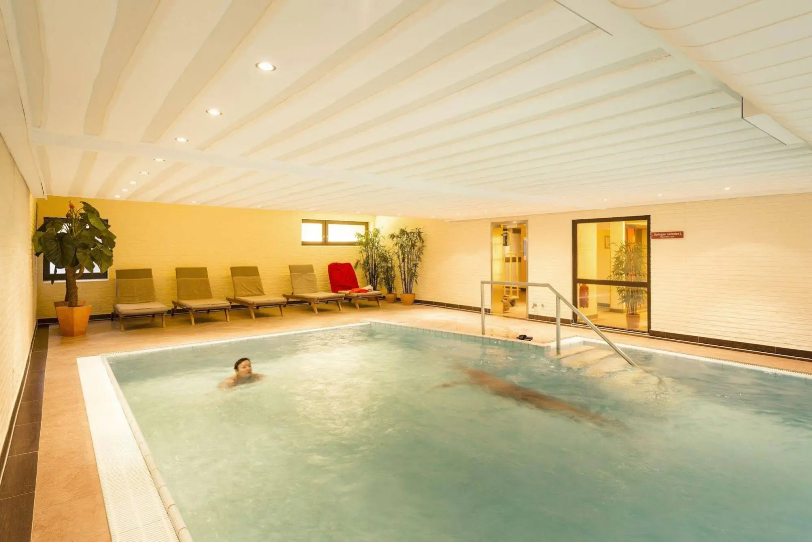 Отель Munte-Wellnesshotel am Stadtwald