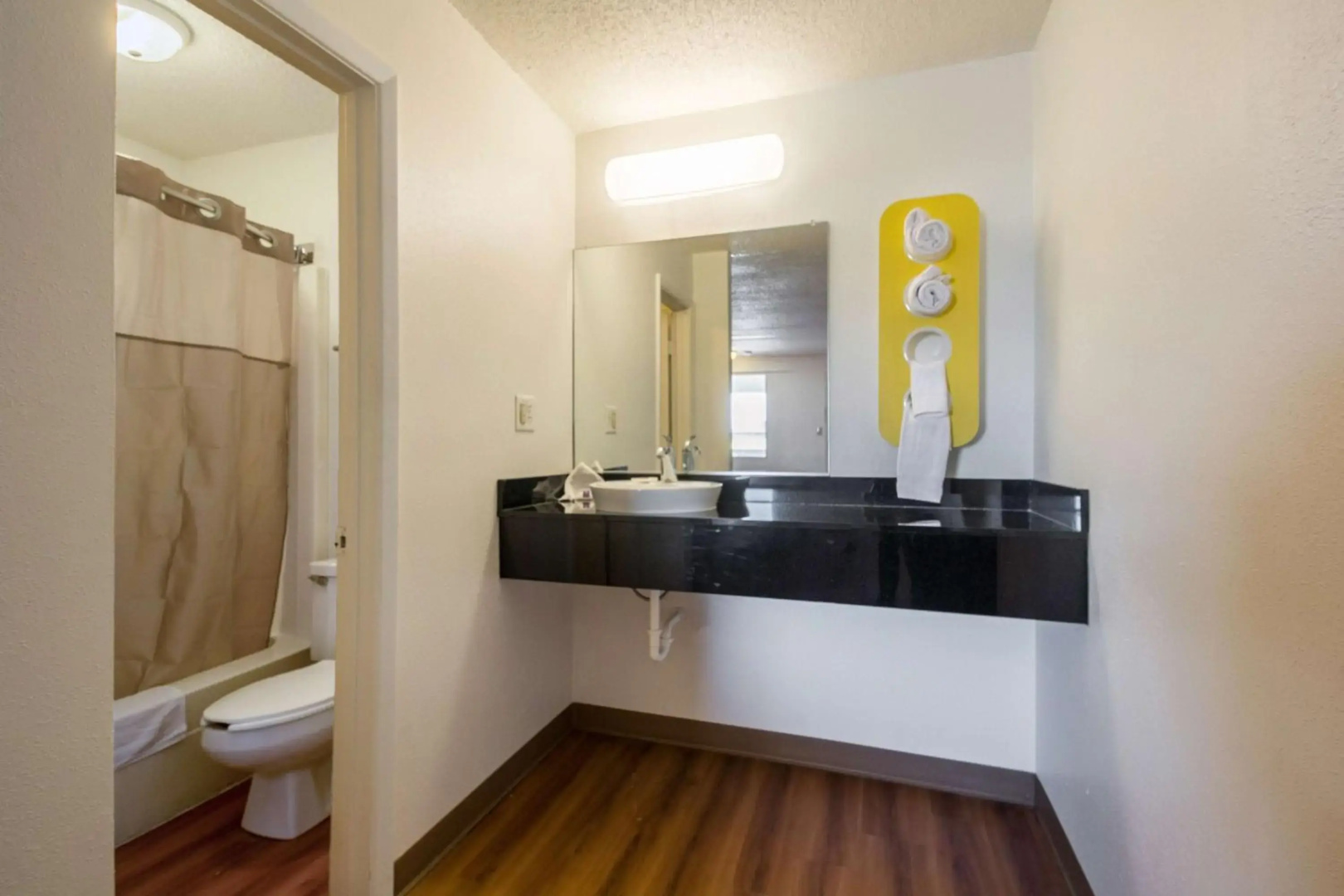 Motel 6 Indianapolis, IN – South