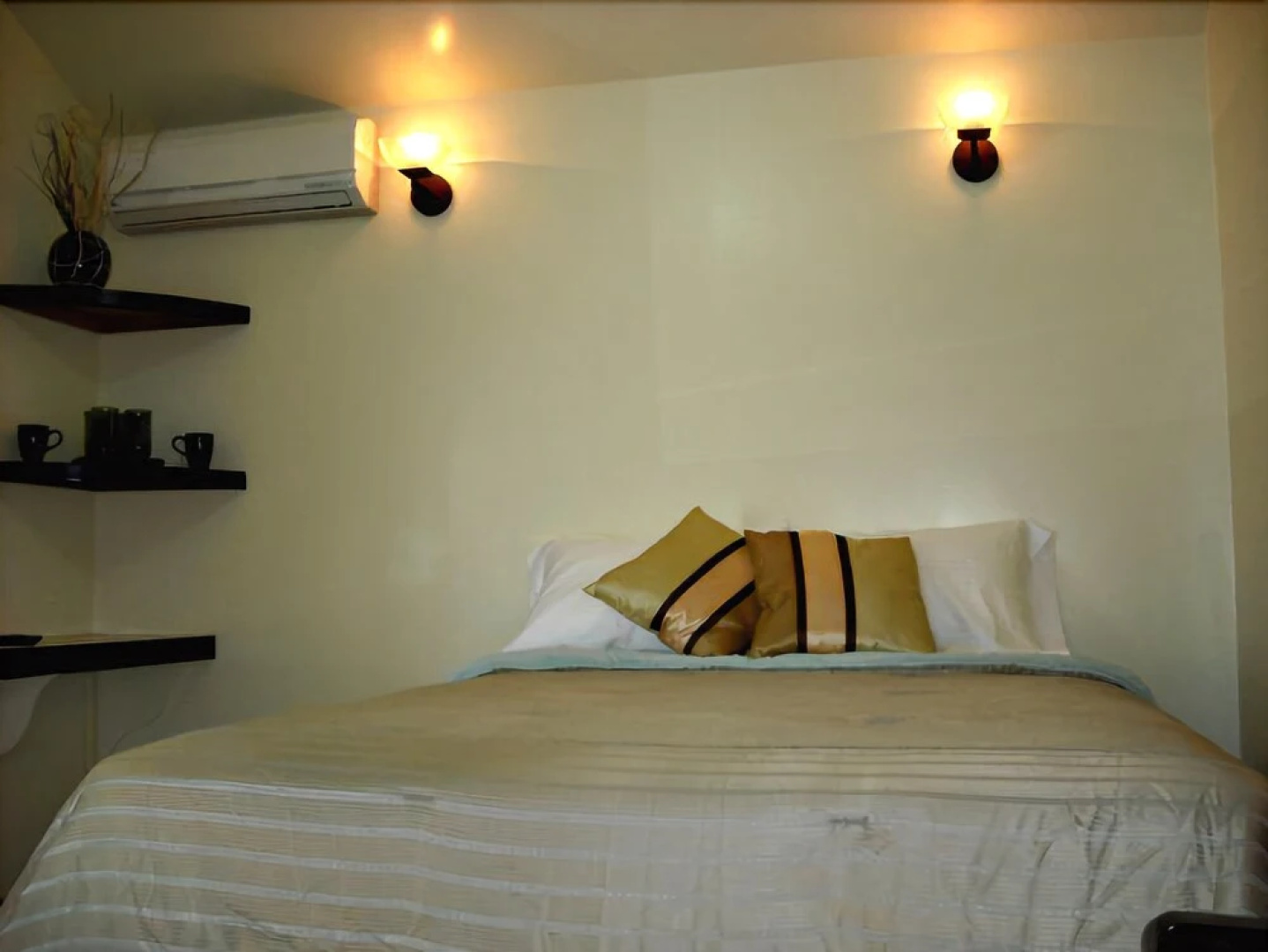 Blue Wave Guest House