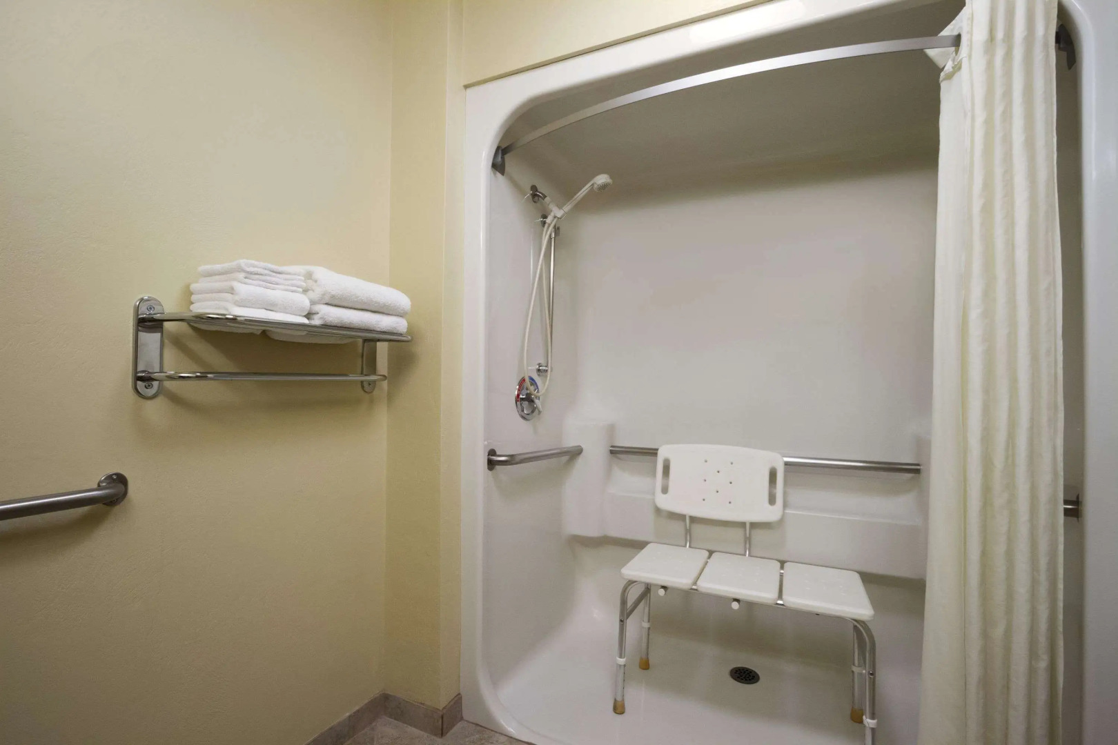 Super 8 by Wyndham Kennewick