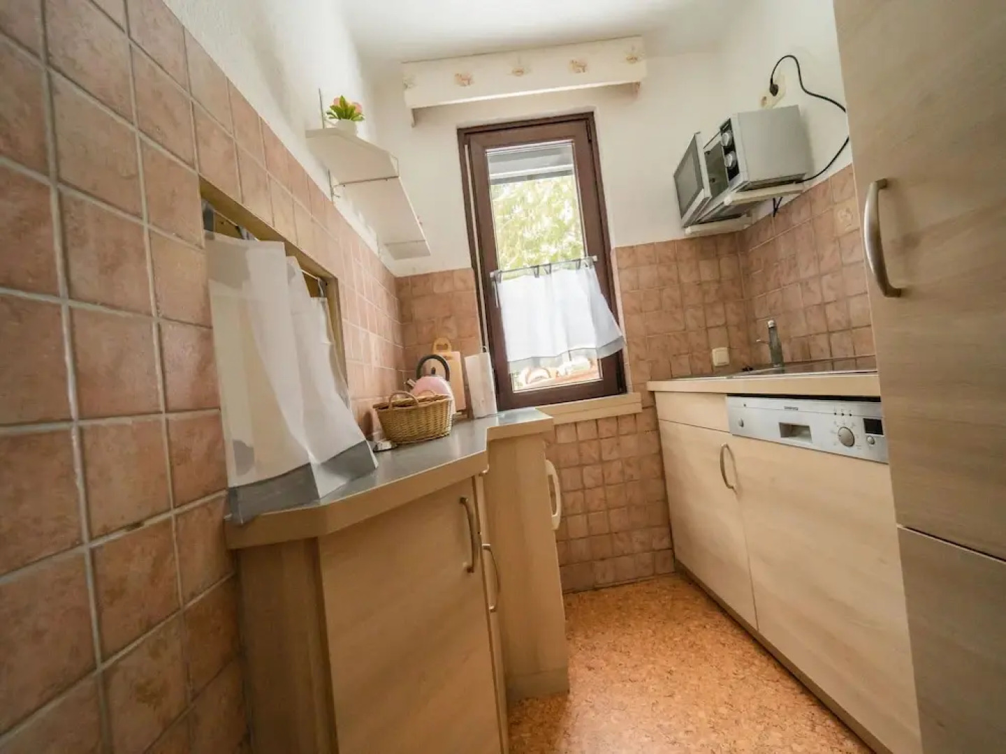 Cozy Holiday Home With Terrace and Garden