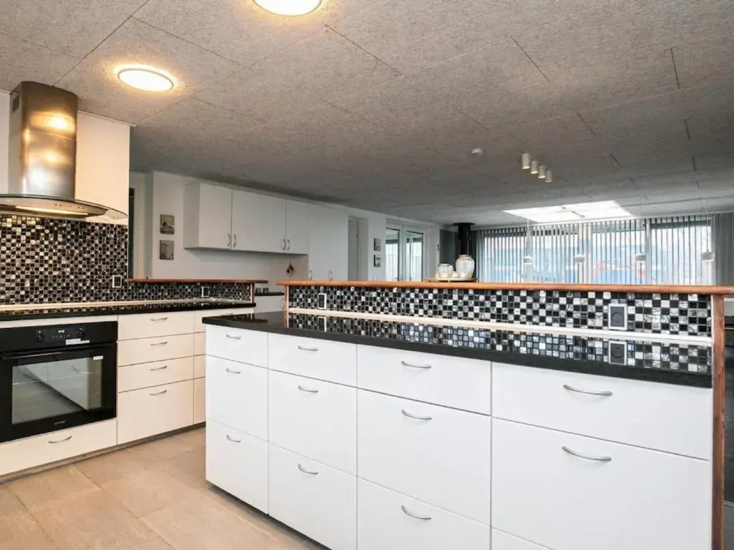 Four-Bedroom Holiday home in Vinderup 2