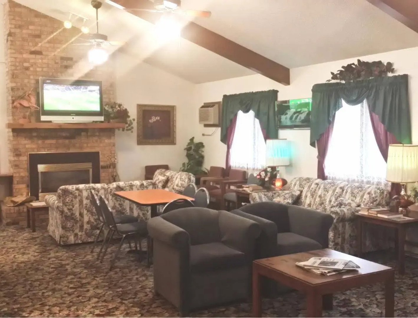 America's Stay Inn Stewartville