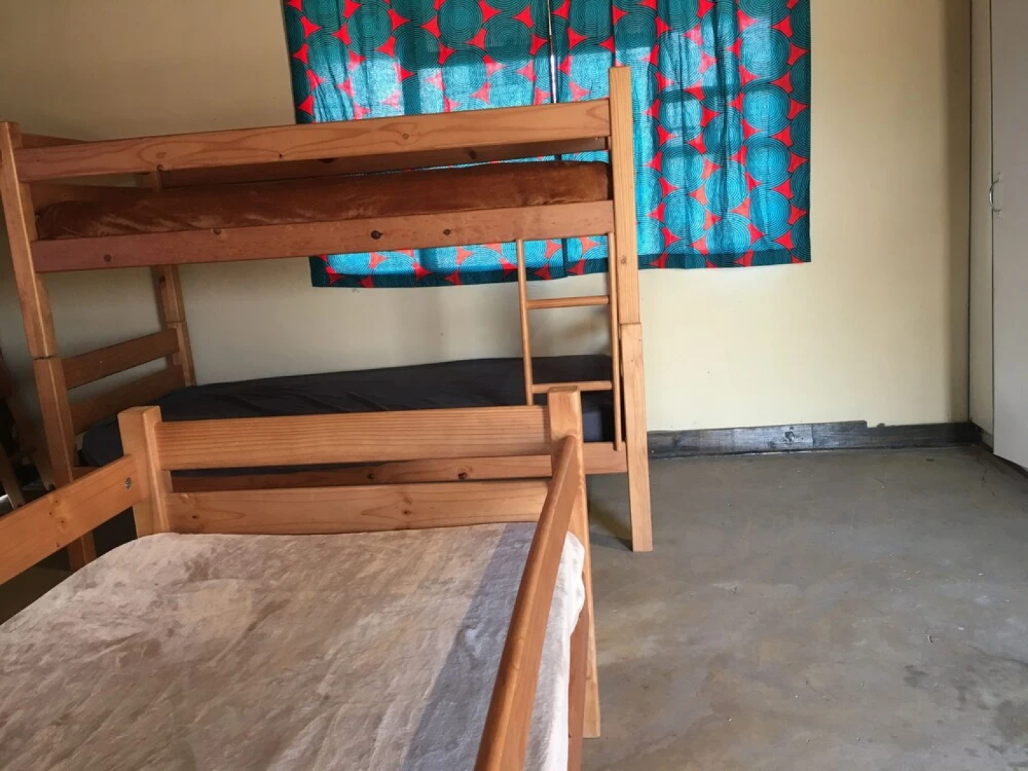 Chaixara Backpackers