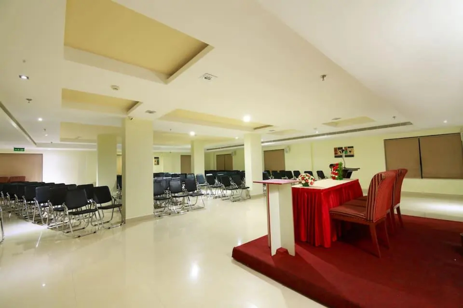 Malayoram Gateway