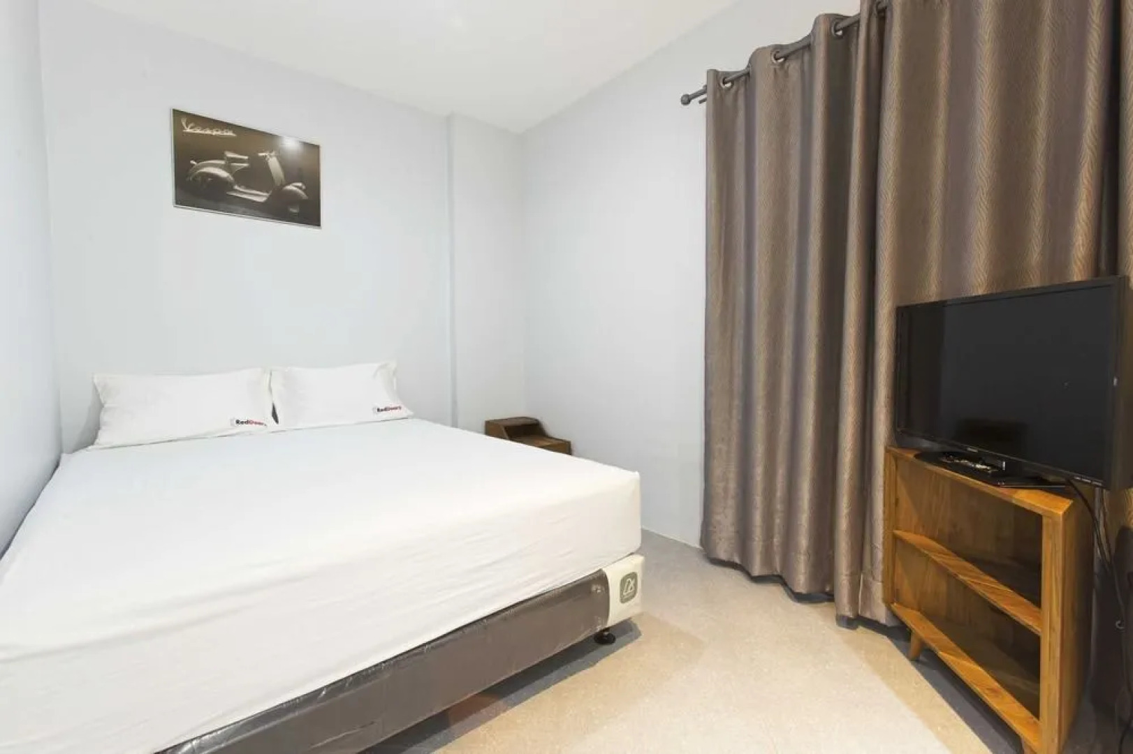 RedDoorz Near Arteri Pondok Indah