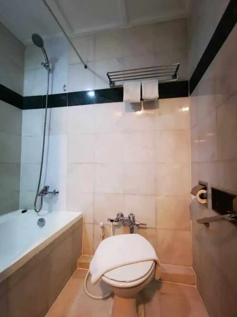 Regalodge Hotel & Spa
