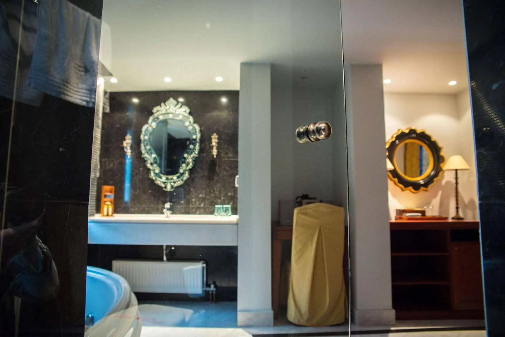 Maritsas Hotel & Suites