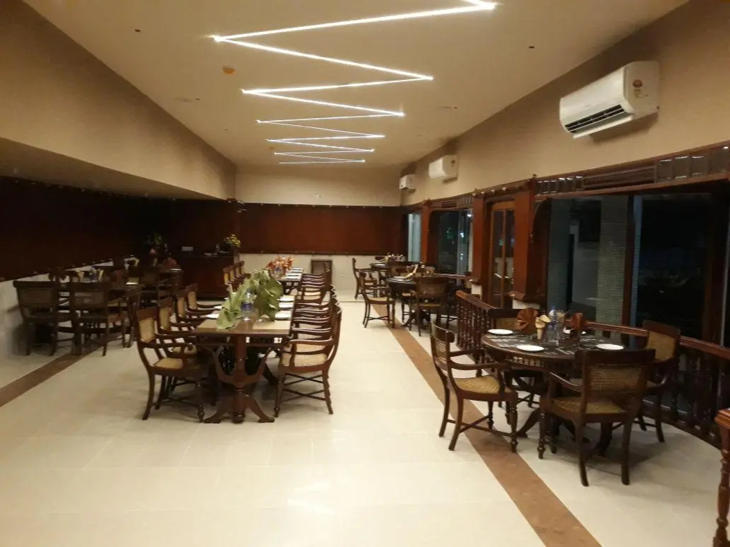 Alleppey Prince Hotel