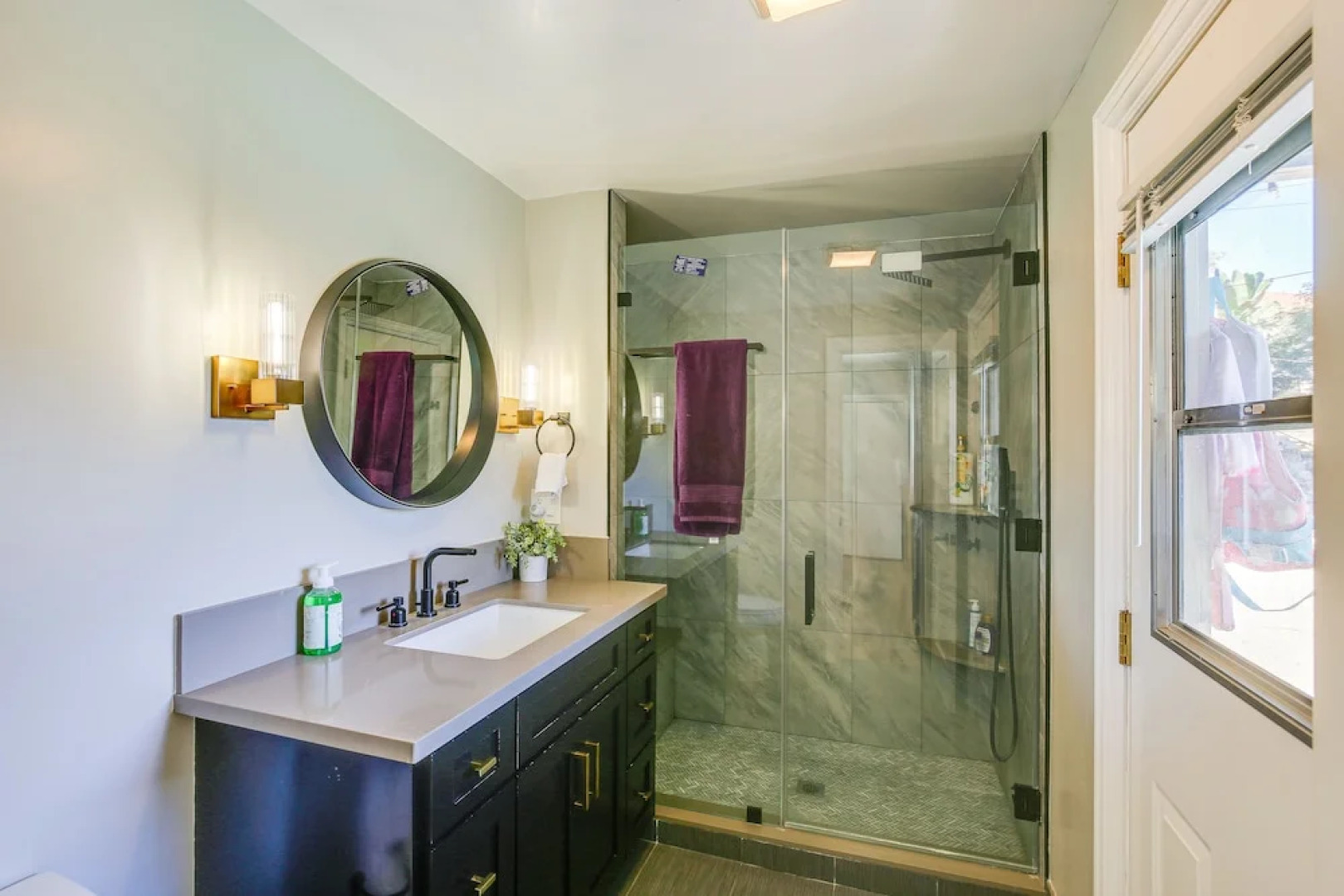 Family-friendly Fullerton Unit w/ Private Pool!