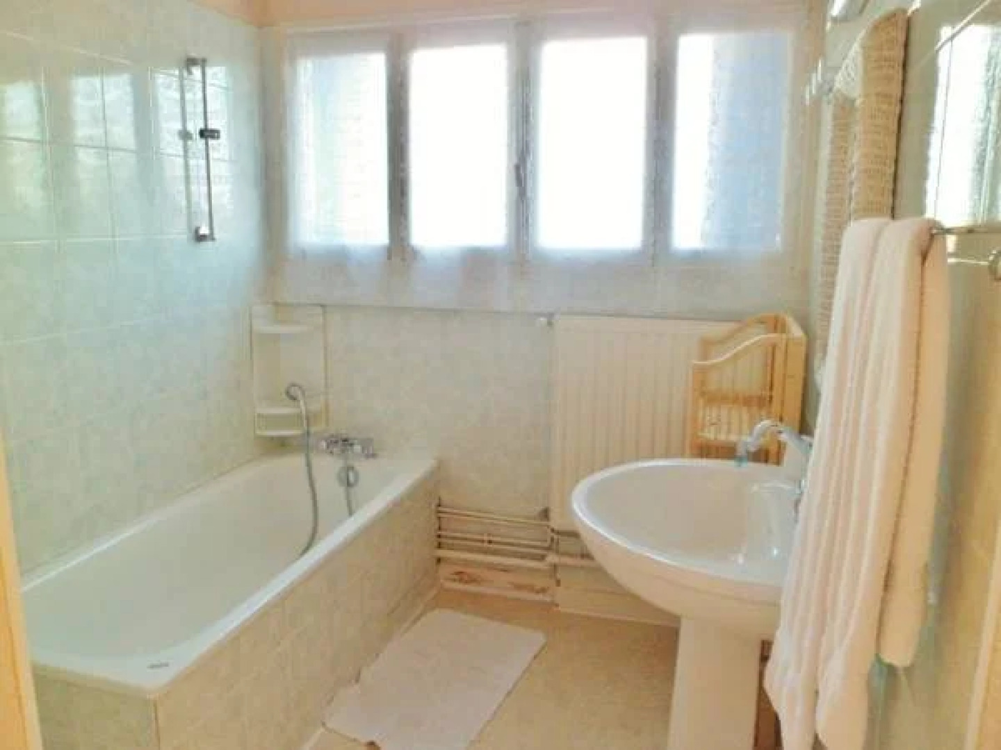 Hôtel les Acacias de Ratabizet