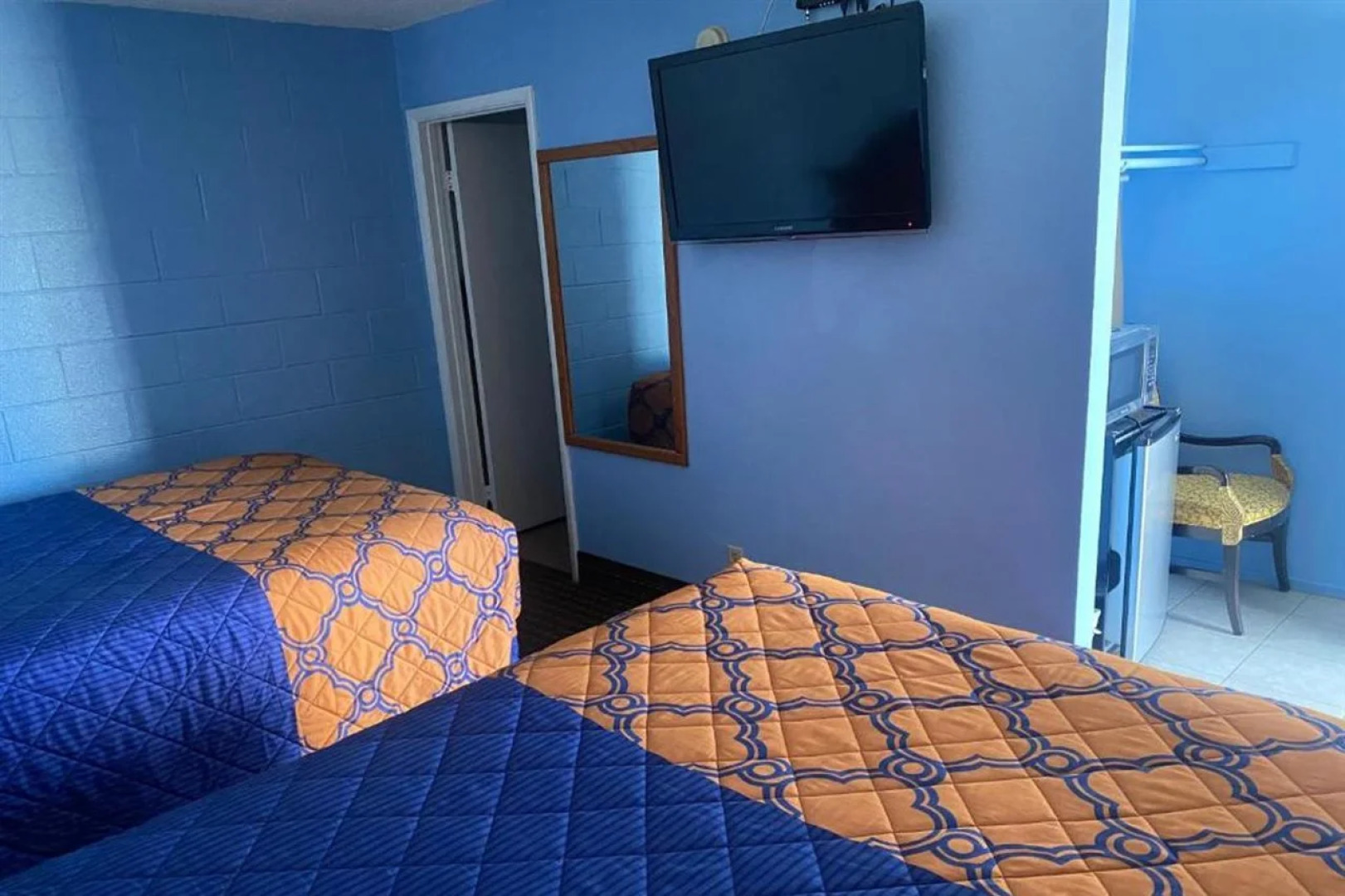 A Fisher's Inn Motel